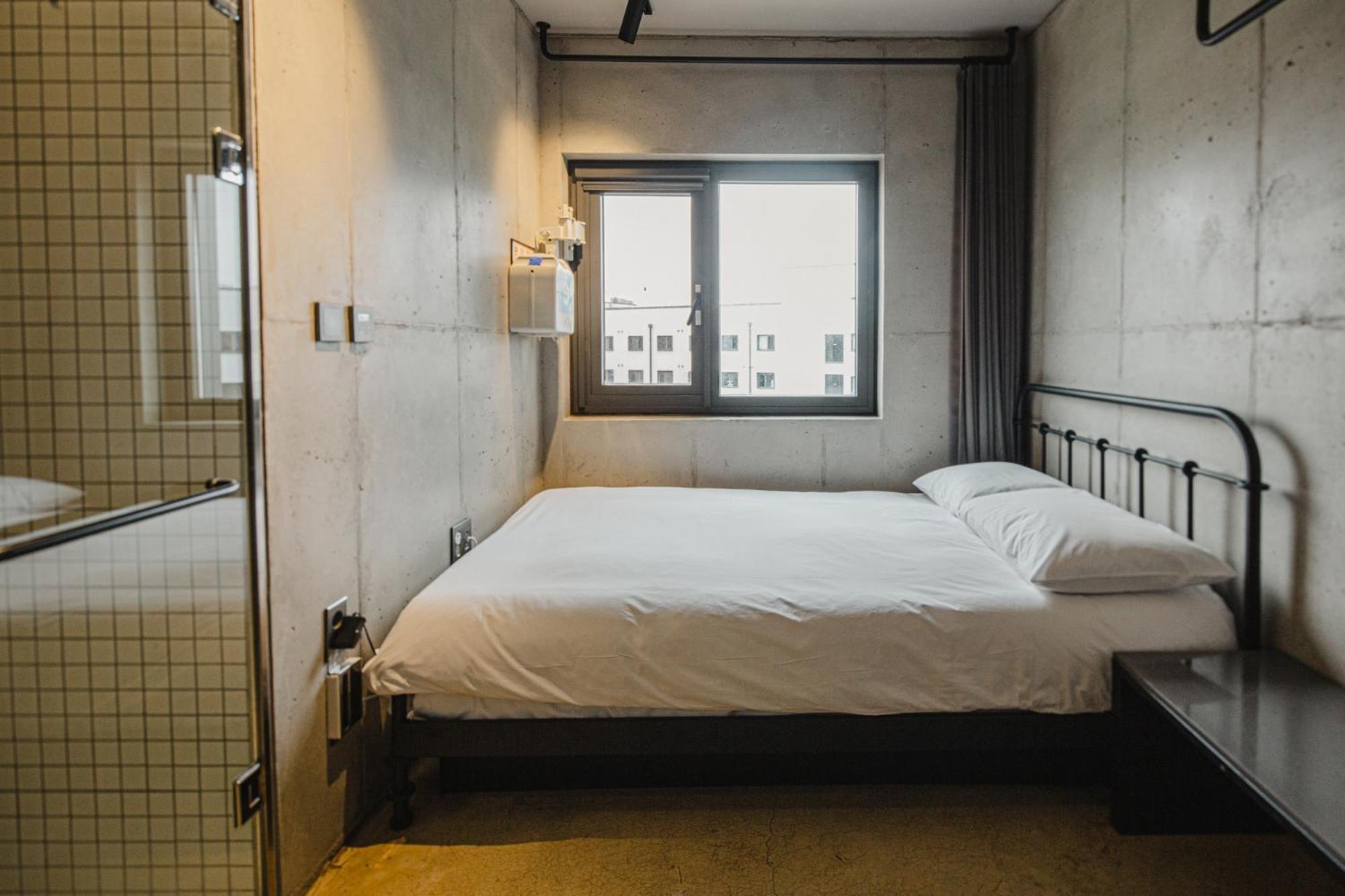 Playce Camp Jeju 4*